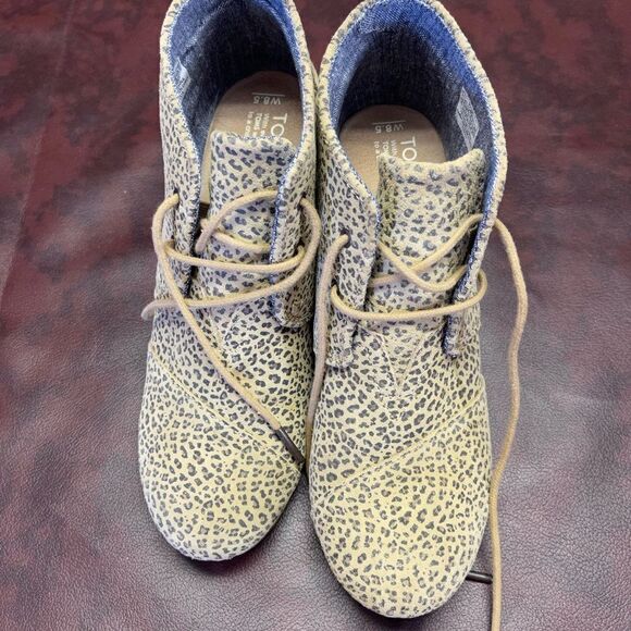 Toms leopard print wedge lace up boots booties, size 8.5 - Picture 10 of 13
